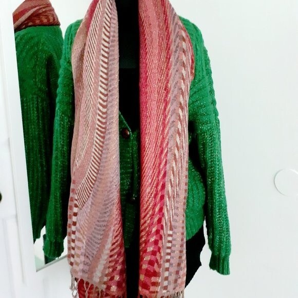 Collection Eighteen Maroon Rayon Metallic Rectangle Fringe  Scarf 80x21.5" - Picture 4 of 8